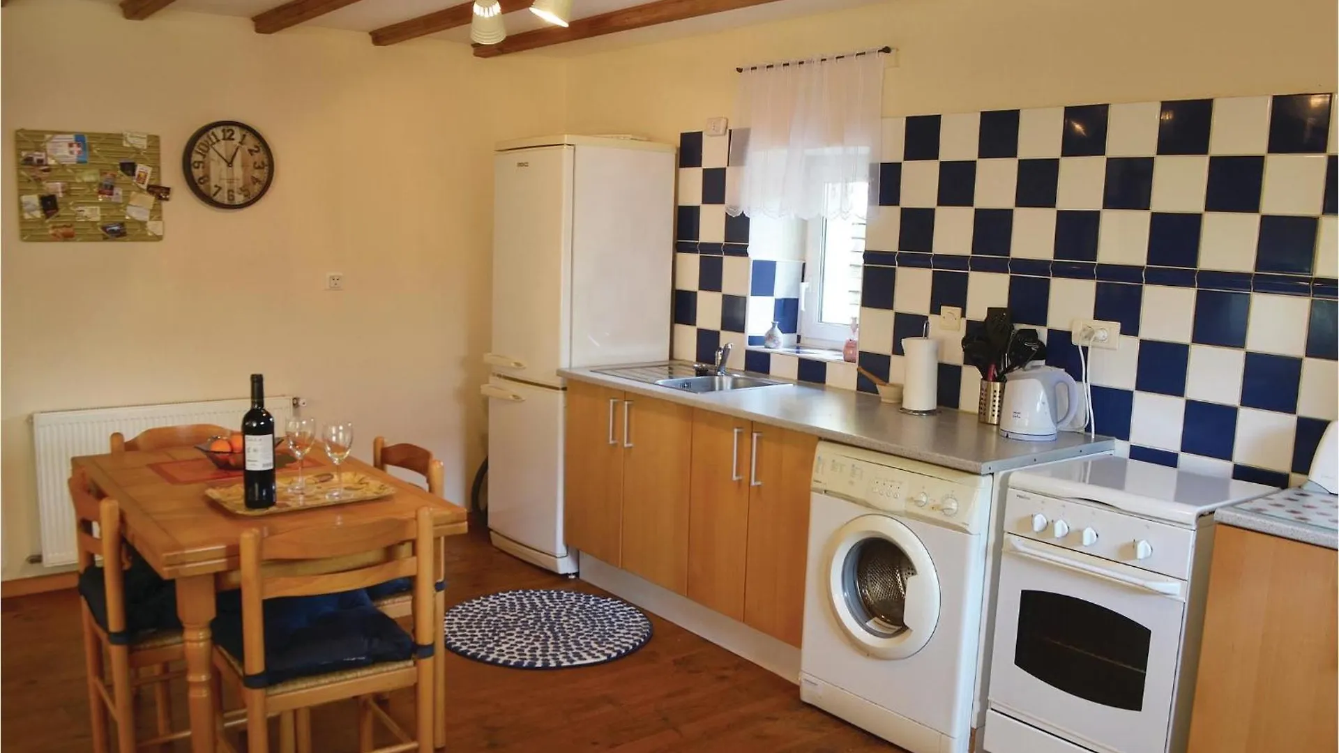 2 Bedroom Cozy Home In Ruffiac Ruffiac  Holiday home