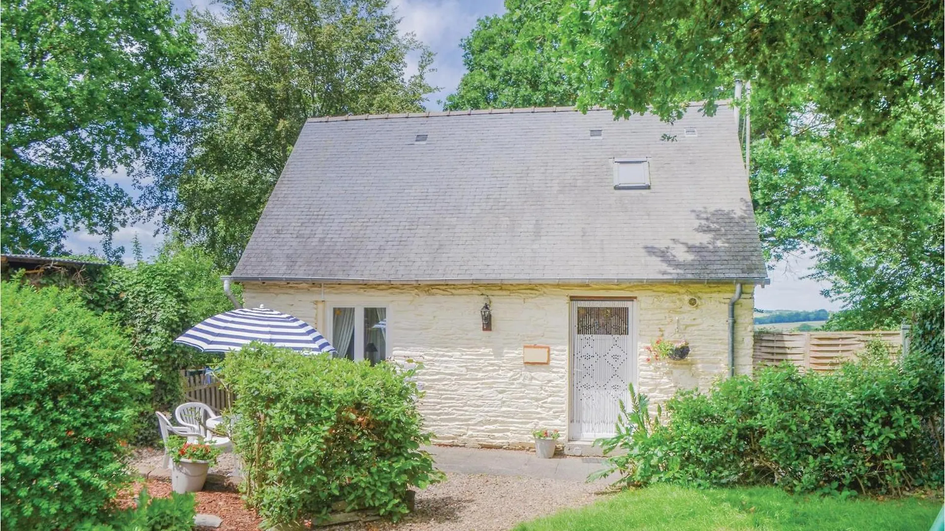 2 Bedroom Cozy Home In Ruffiac Ruffiac